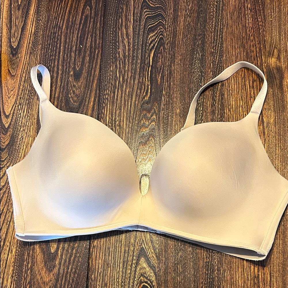 Maidenform Light Beige Bra